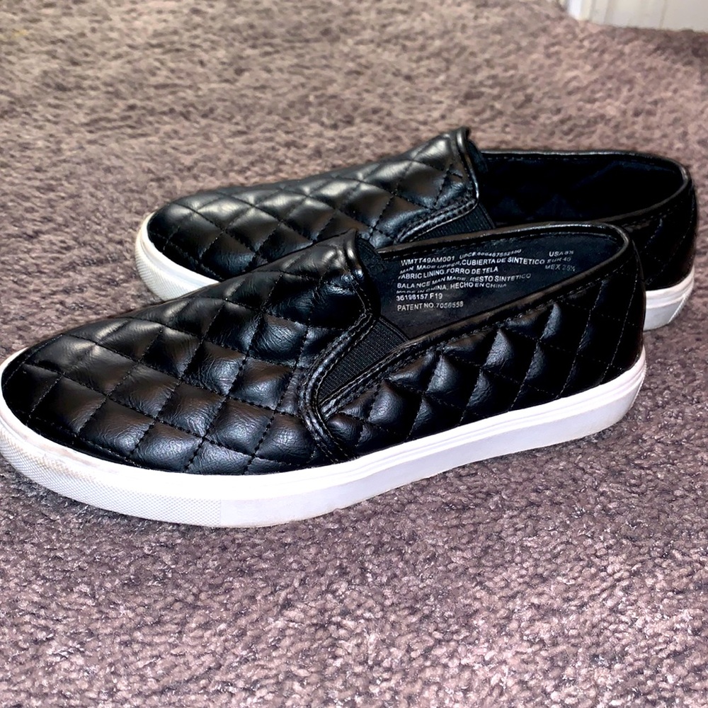Time and tru dress shoes
